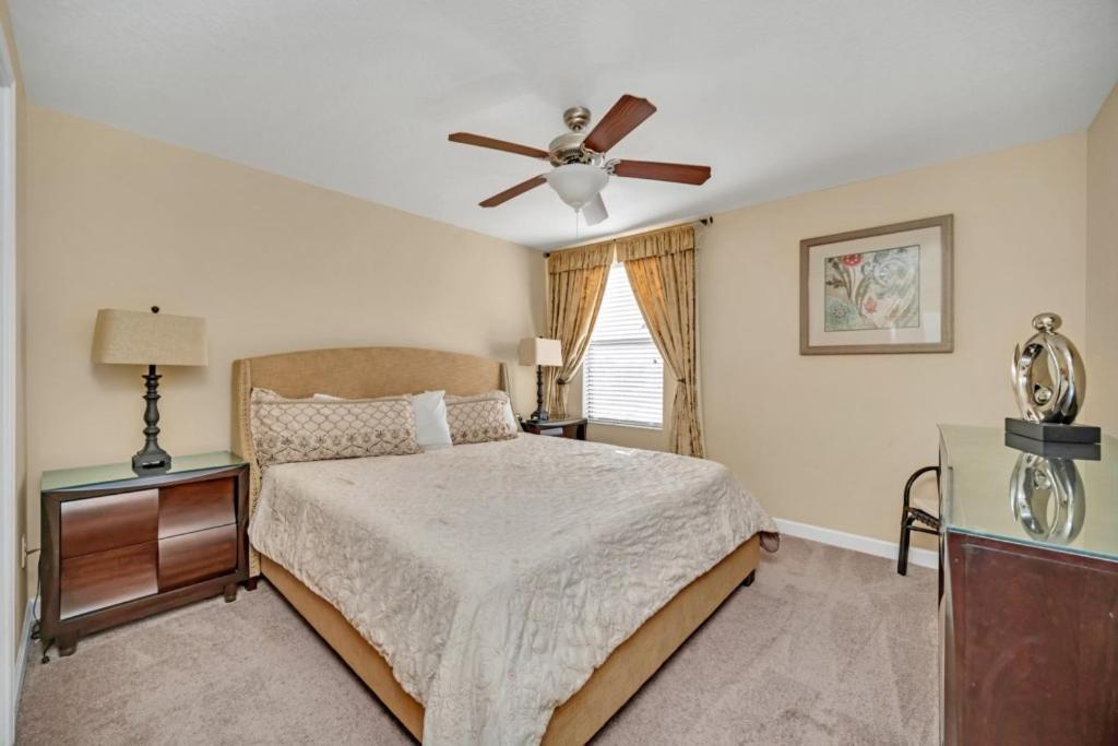 Dream Vacation - Pool, Theater, And Game Holiday home