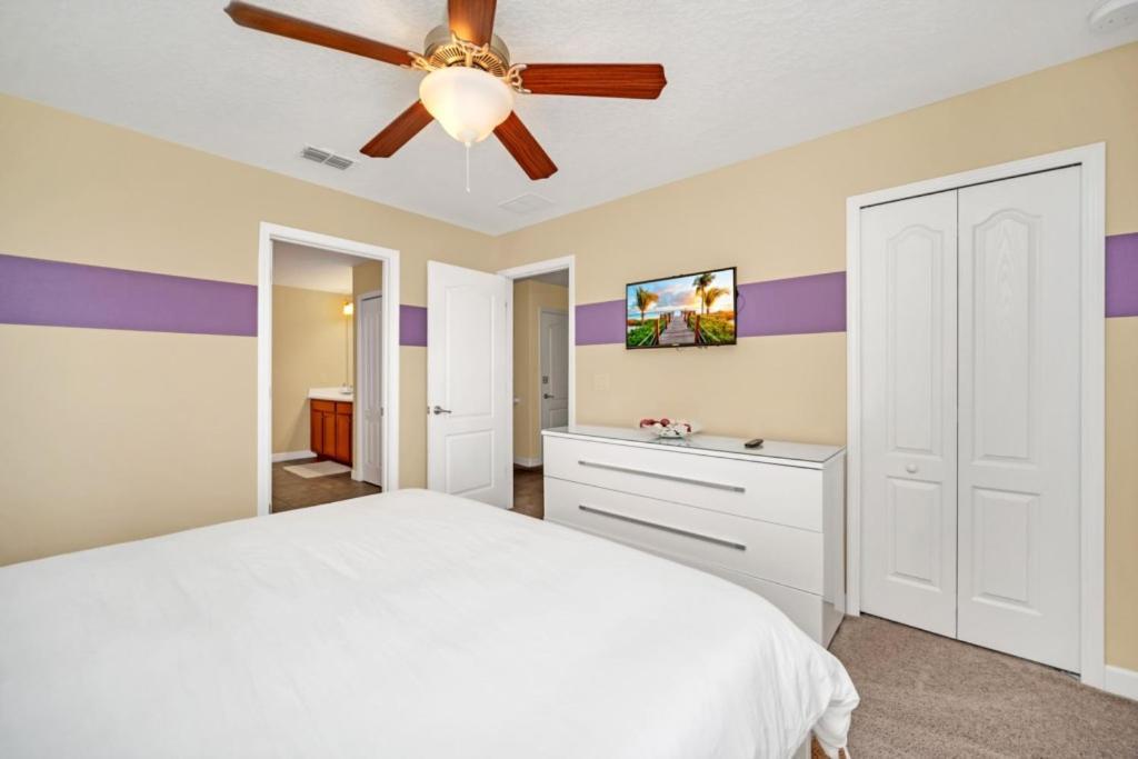 Dream Vacation - Pool, Theater, And Game Davenport