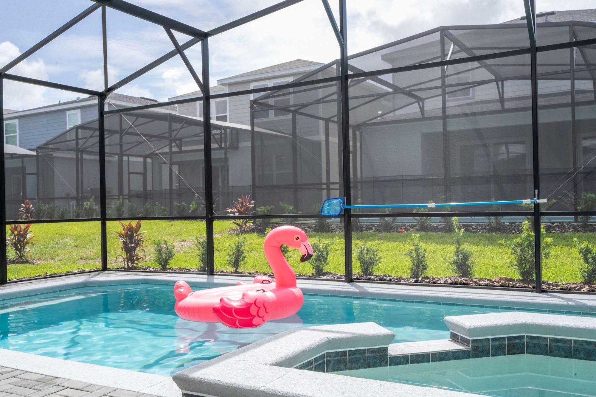Stunning 7bd Jacuzzi Pool & Close To At Windsor Cay 16217 * Orlando