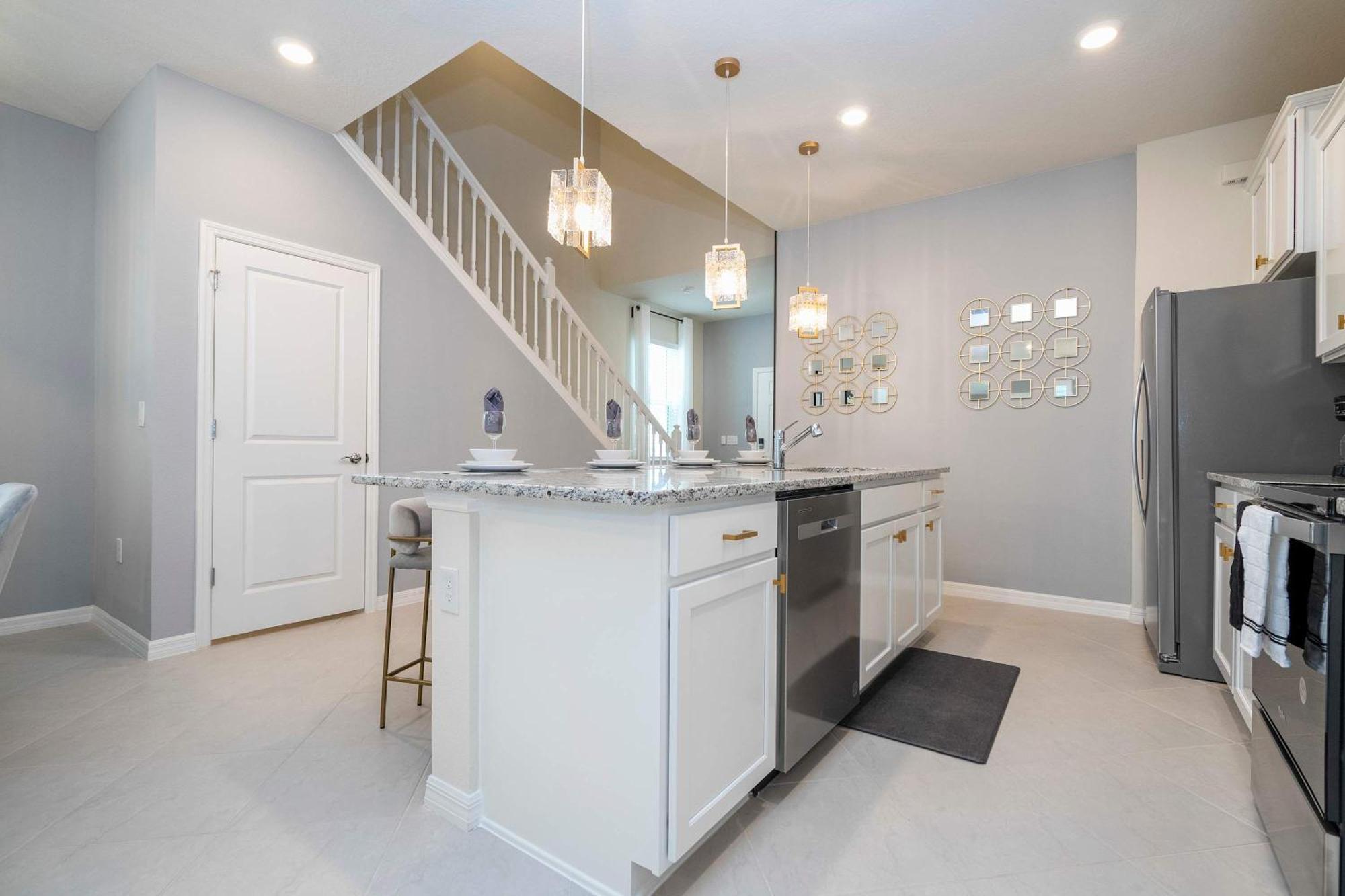 Stunning 7bd Jacuzzi Pool & Close To At Windsor Cay 16217 * Orlando