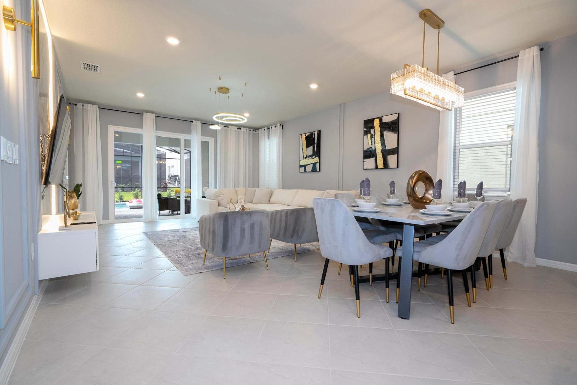 Stunning 7bd Jacuzzi Pool & Close To At Windsor Cay 16217 Holiday home Orlando