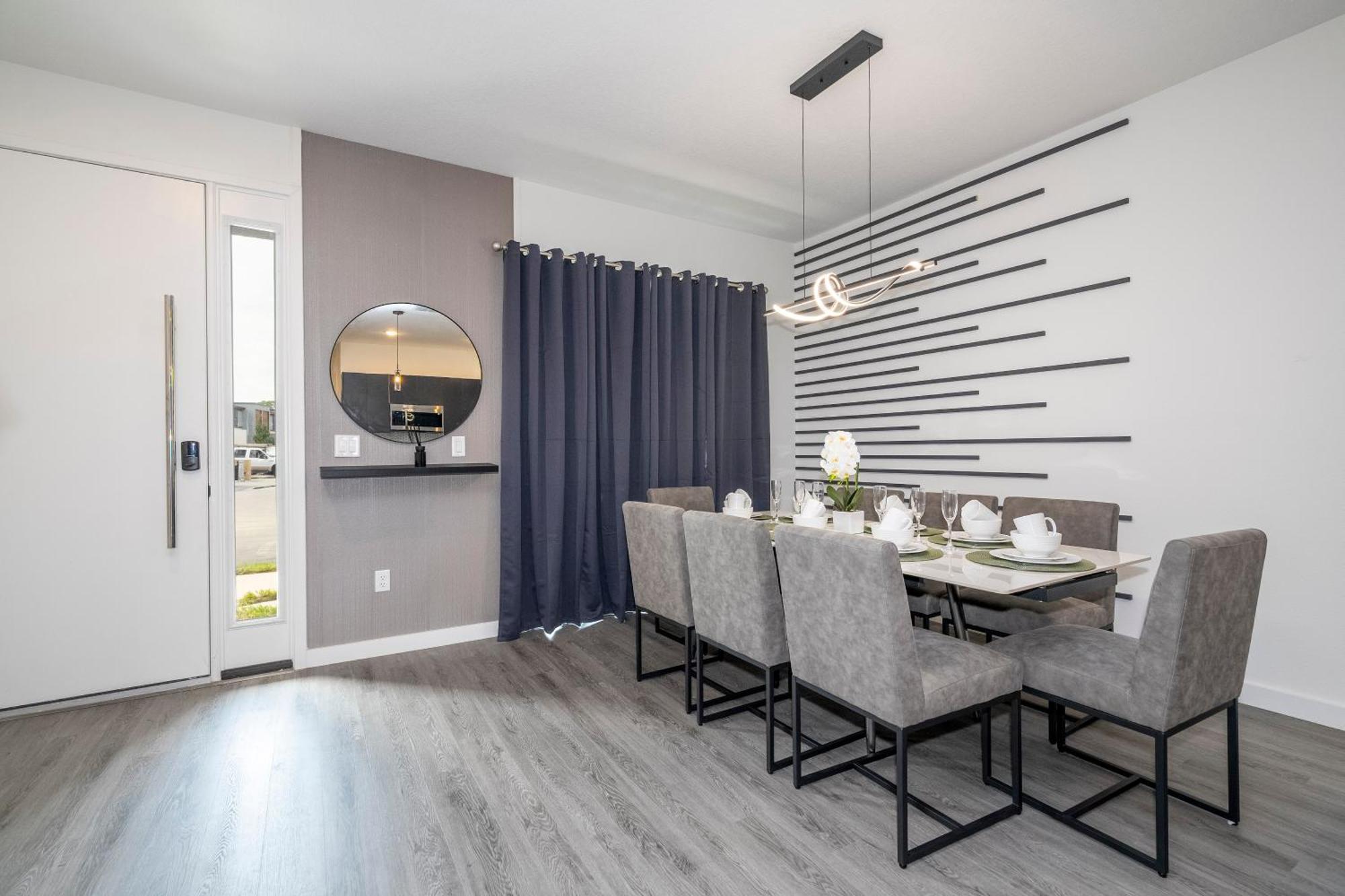 8761 Zd - Elegant 3br In The Hub - Comfort, Style, And Luxury For Your Perfect Getaway *