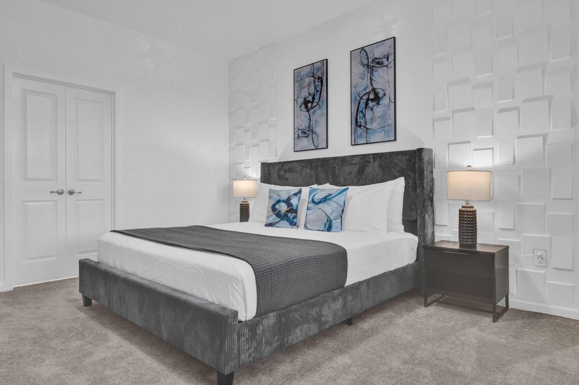 Luxury - The Extras - Sleeps 39 Holiday home