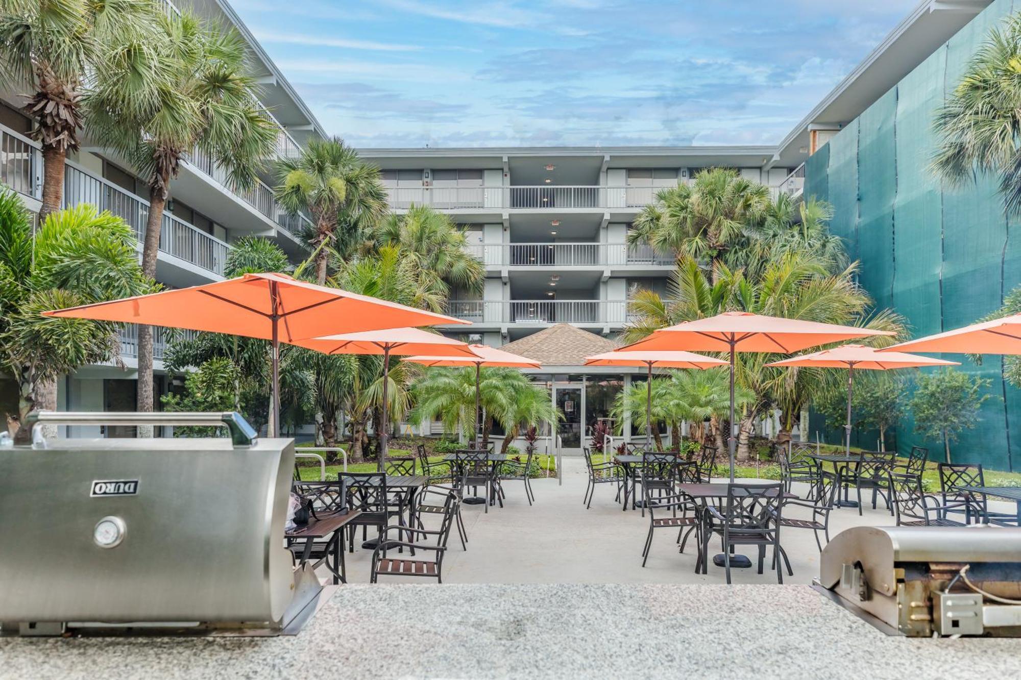 Beautiful Rose 1-bedroom 8mins From Wpool & Gym Kissimmee