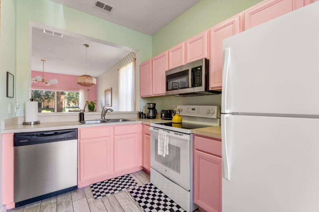 World Cinderella Castle Lazy River Pool & Game Holiday home Davenport