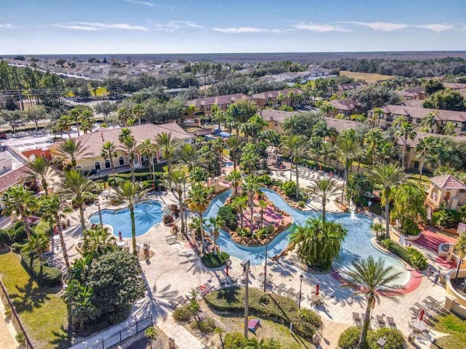 World Cinderella Castle Lazy River Pool & Game
