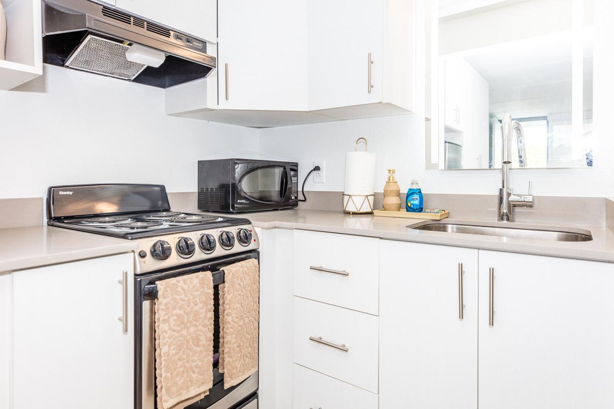 Apartment Luxury Boho 1bedroom 8 Minutes From Free Parking