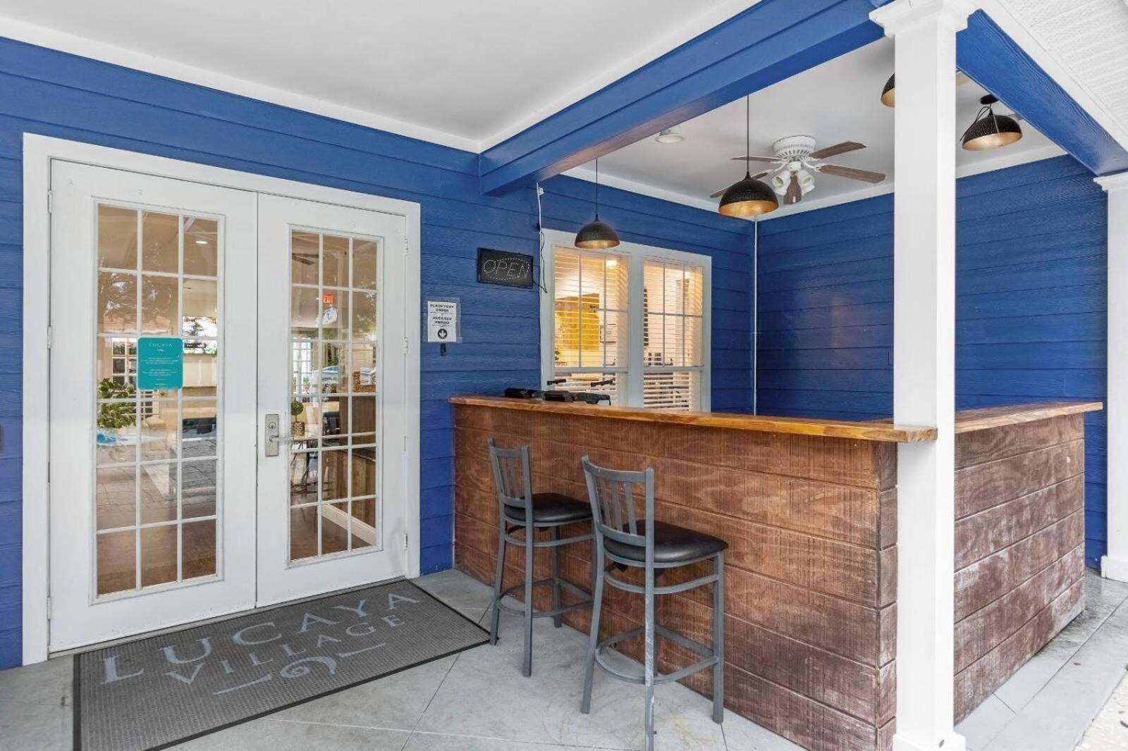 Luxury 4bdr 5 Miles From