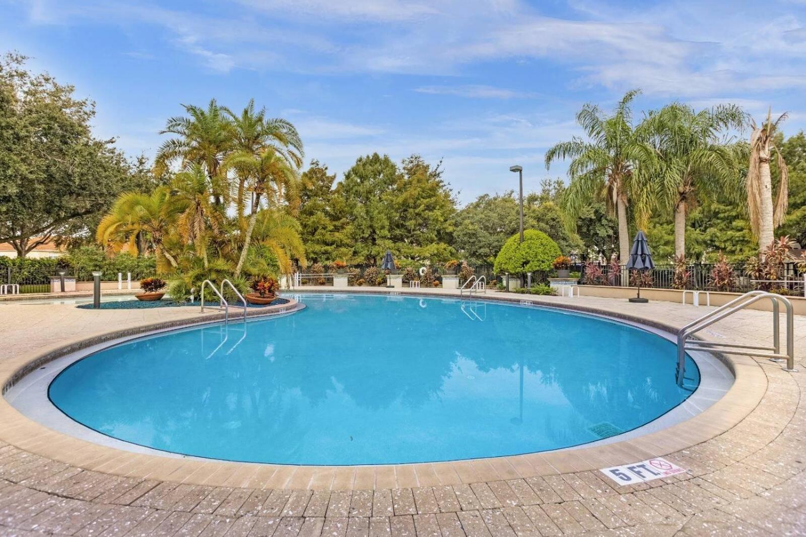 Resort Luxury 4bdr 5 Miles From *