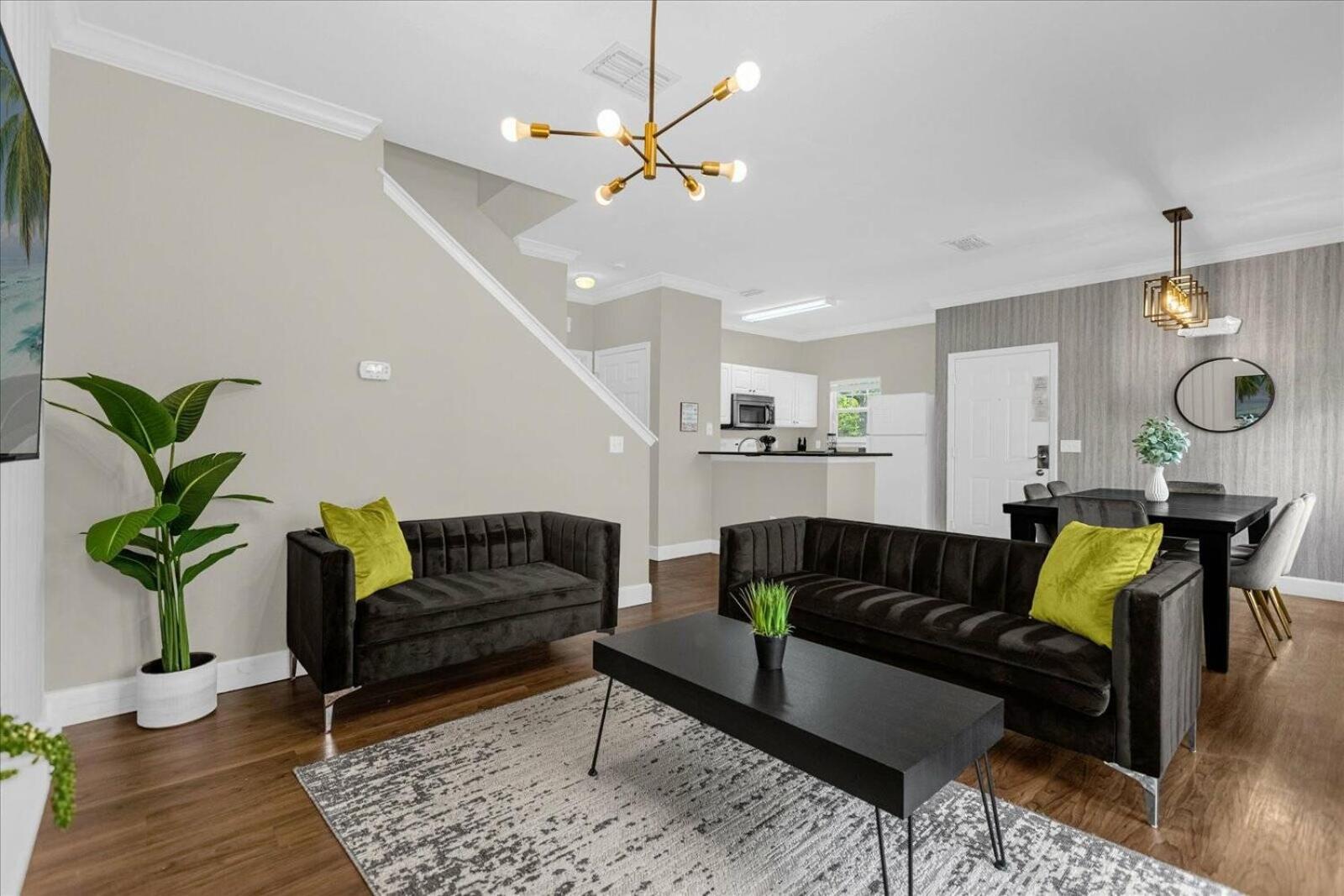 Luxury 4bdr 5 Miles From Resort