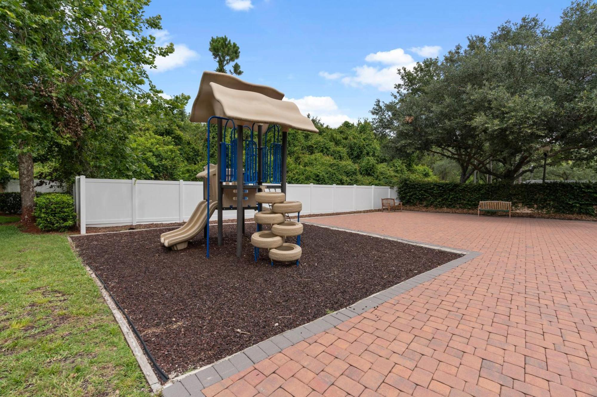 Resort Luxury 4bdr 5 Miles From *