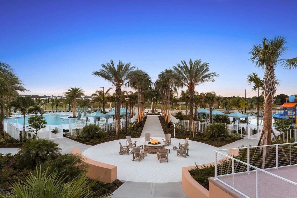 4br With Private Pool Near Holiday home *
