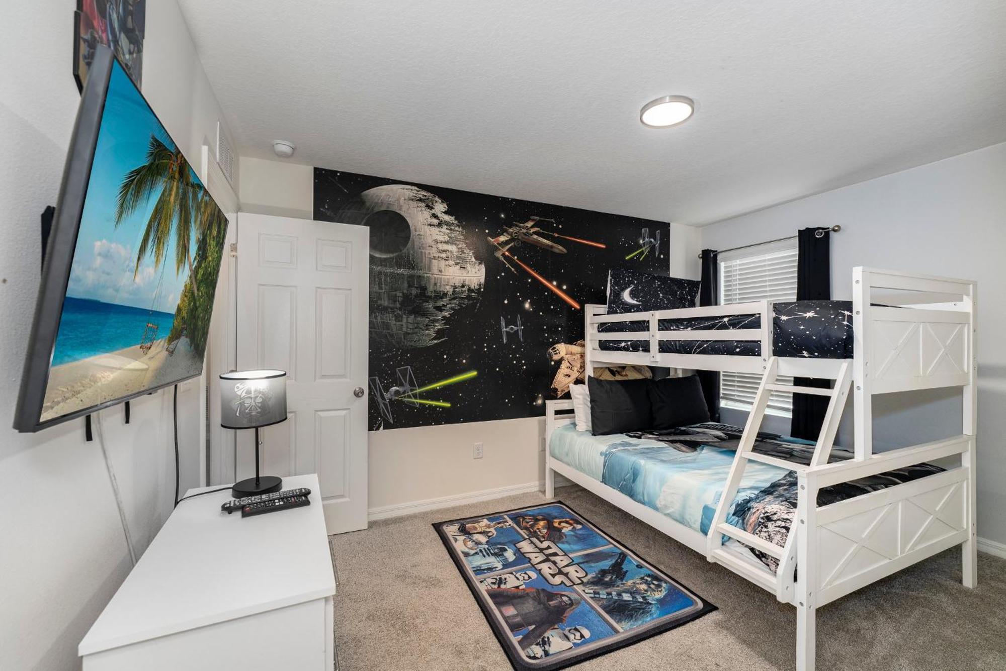 Solara Home, Wooded View Pool 6br, Modern Decor *