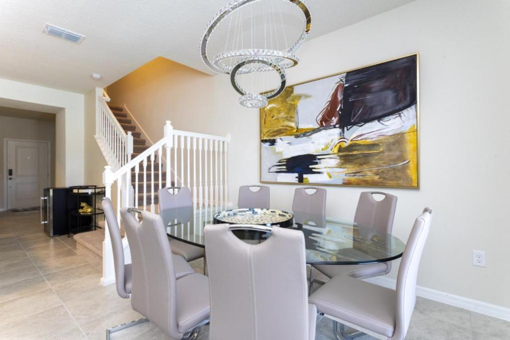 Modern Townhome 5 Beds 3 Kings Private Pool *