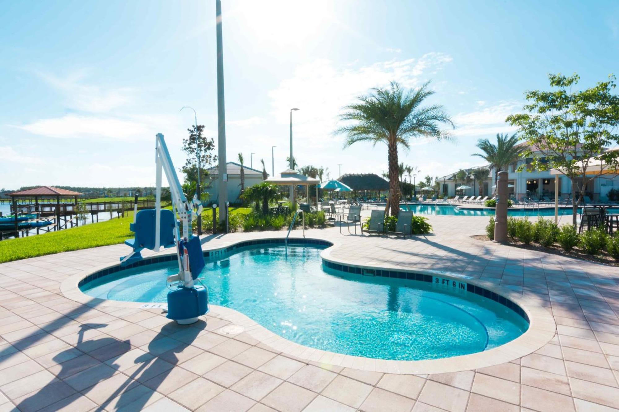 Luxury 5br - Pool & Hot Tub - Near