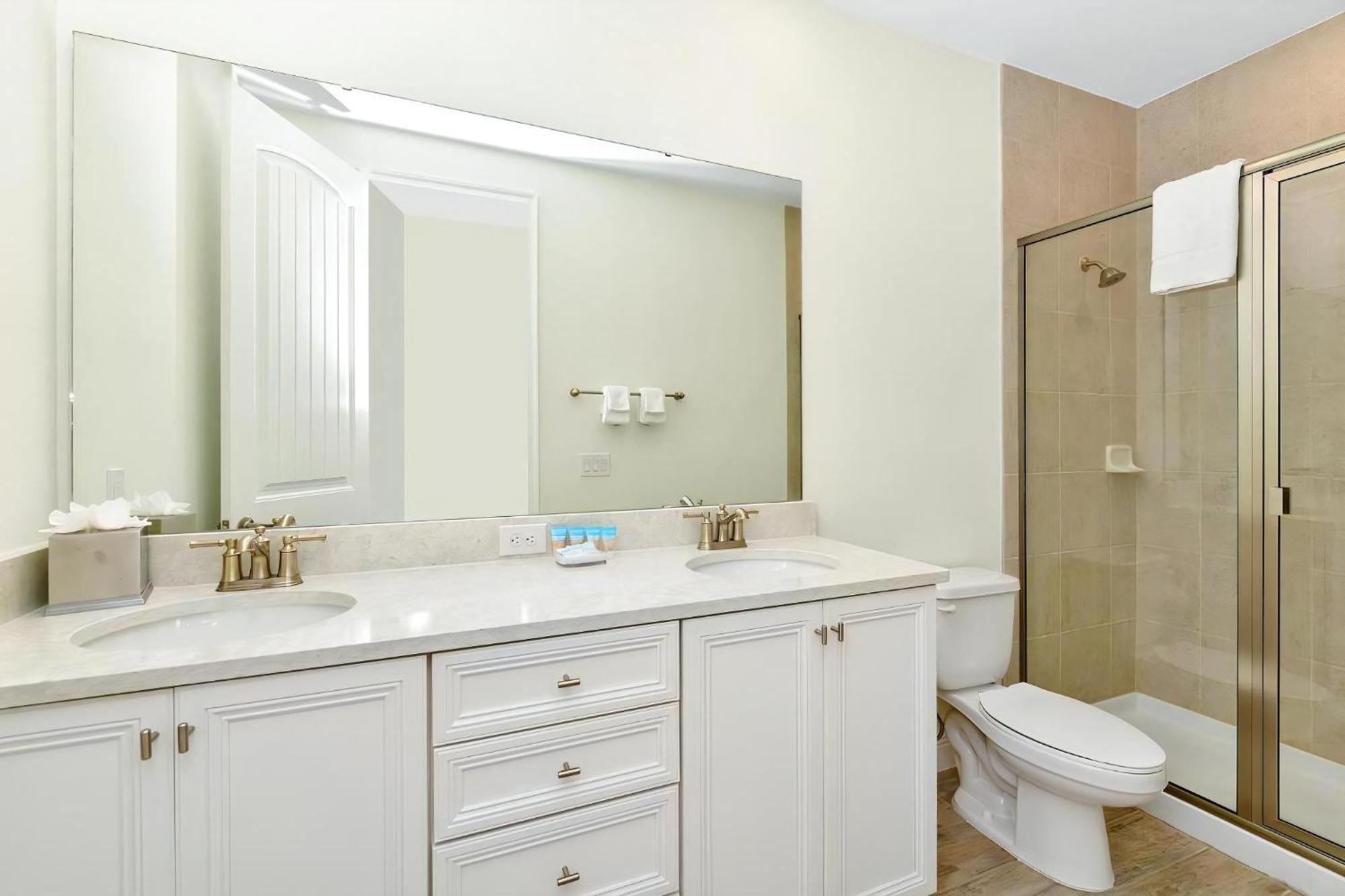 Villa Serene Near With Margaritaville Access - 8167cp *