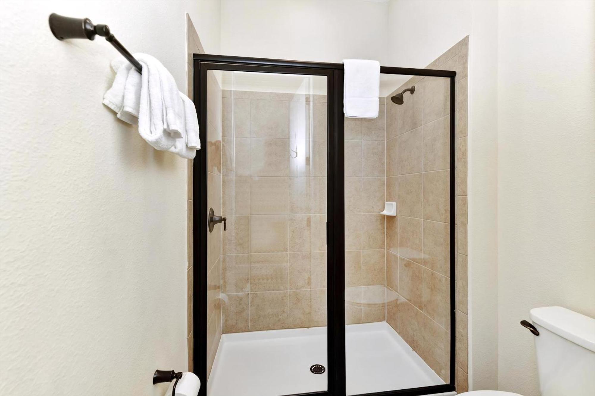 Lively With Hot Tub Near With Margaritaville Access - 8030su * Orlando
