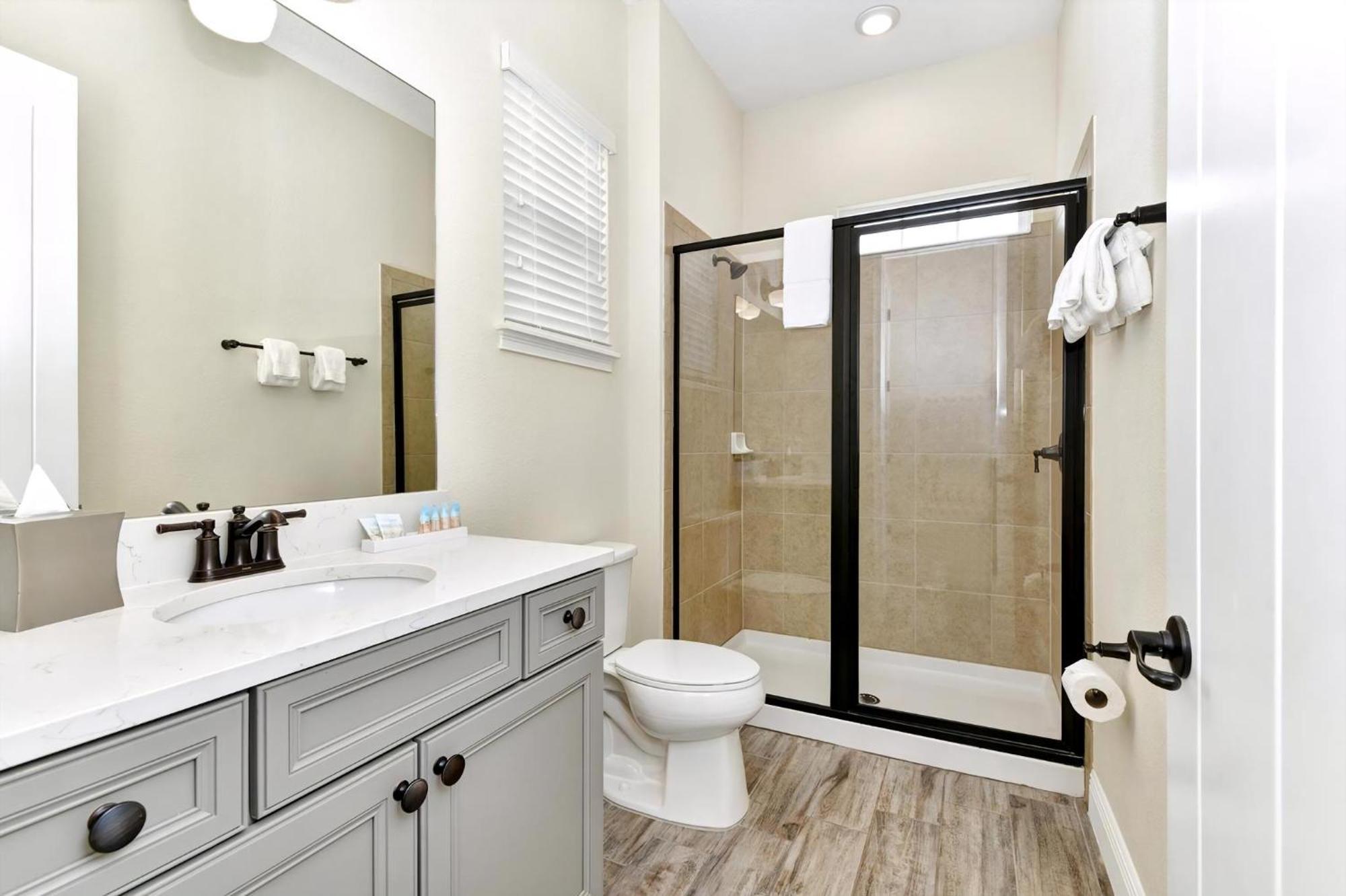 Lively With Hot Tub Near With Margaritaville Access - 8030su Holiday home *
