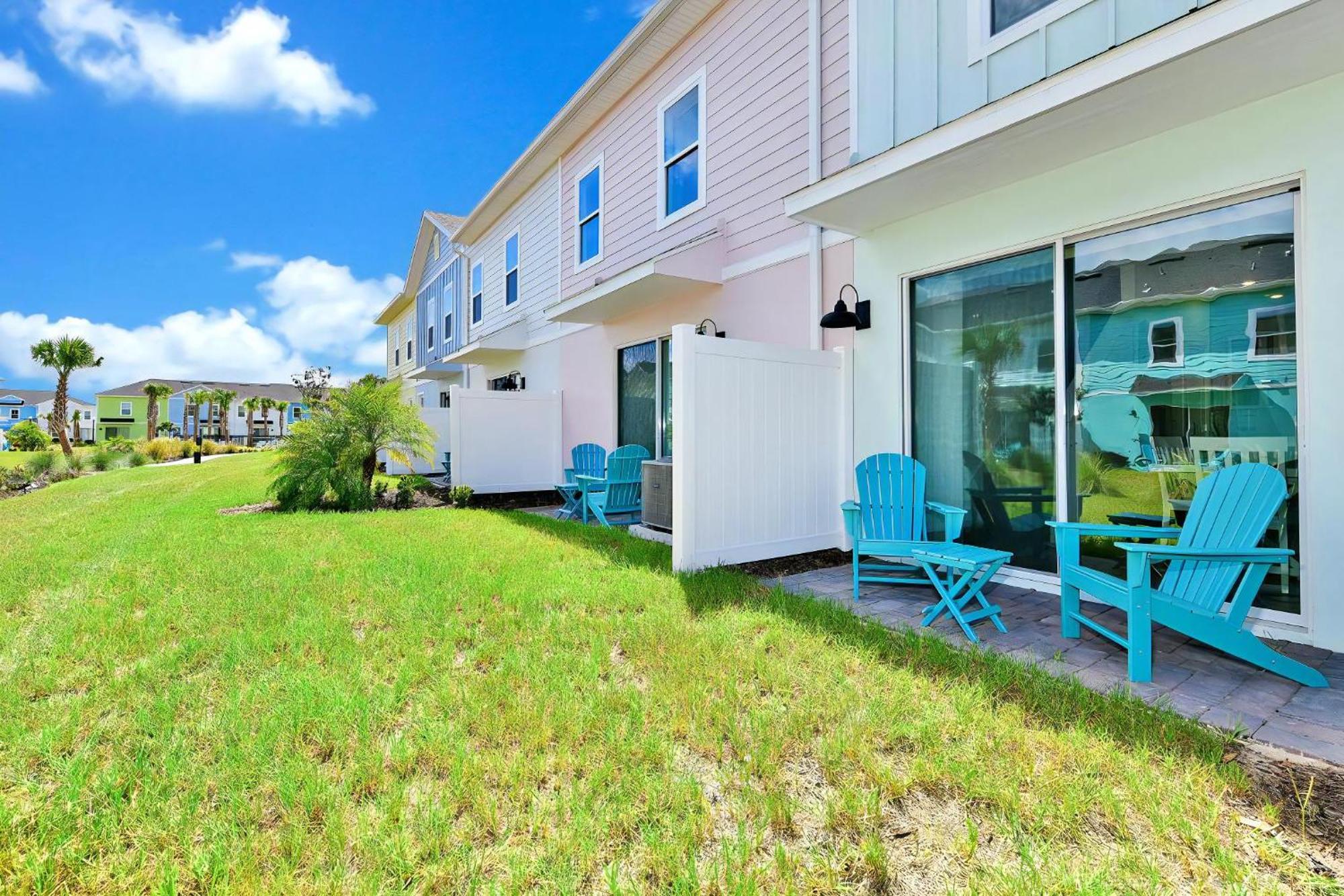 Serene Near With Margaritaville Access - 8167cp Villa *