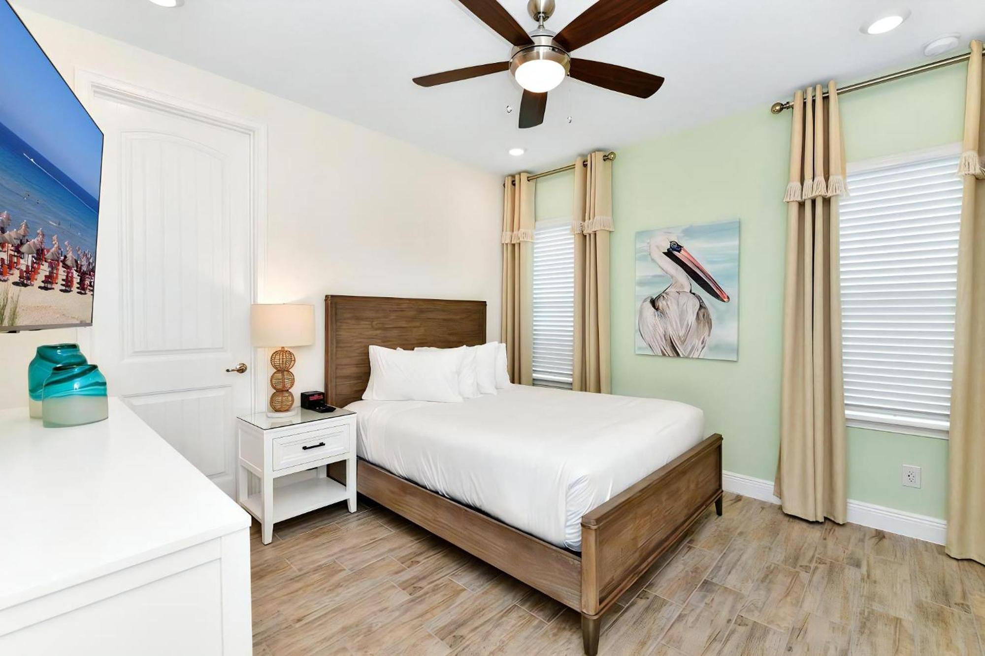Serene Near With Margaritaville Access - 8167cp
