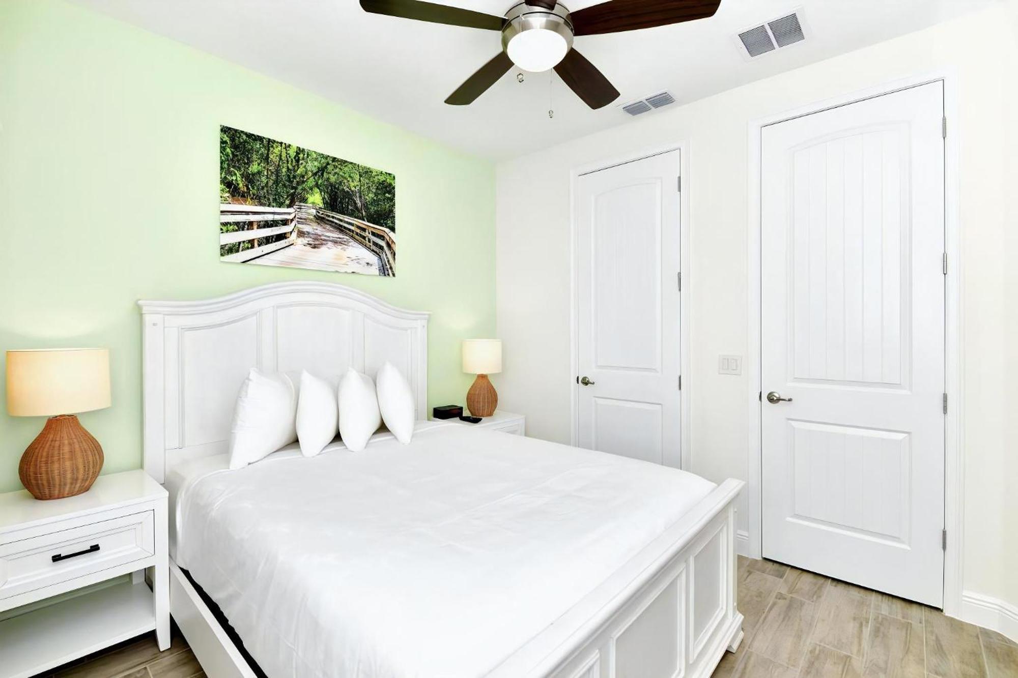 Serene Near With Margaritaville Access - 8147cp Villa *
