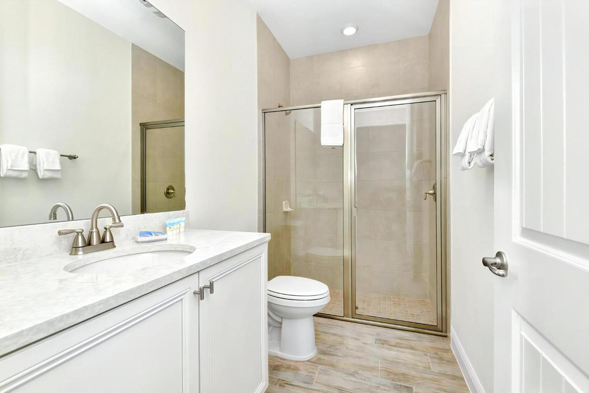 Villa Serene Near With Margaritaville Access - 8147cp *