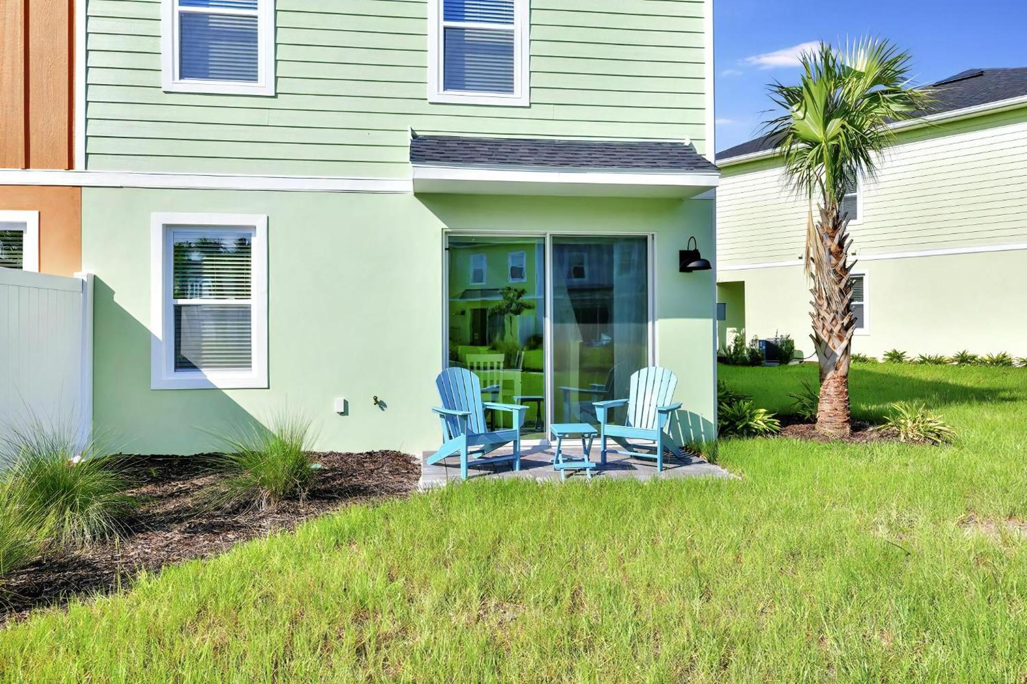 Serene Near With Margaritaville Access - 8147cp *