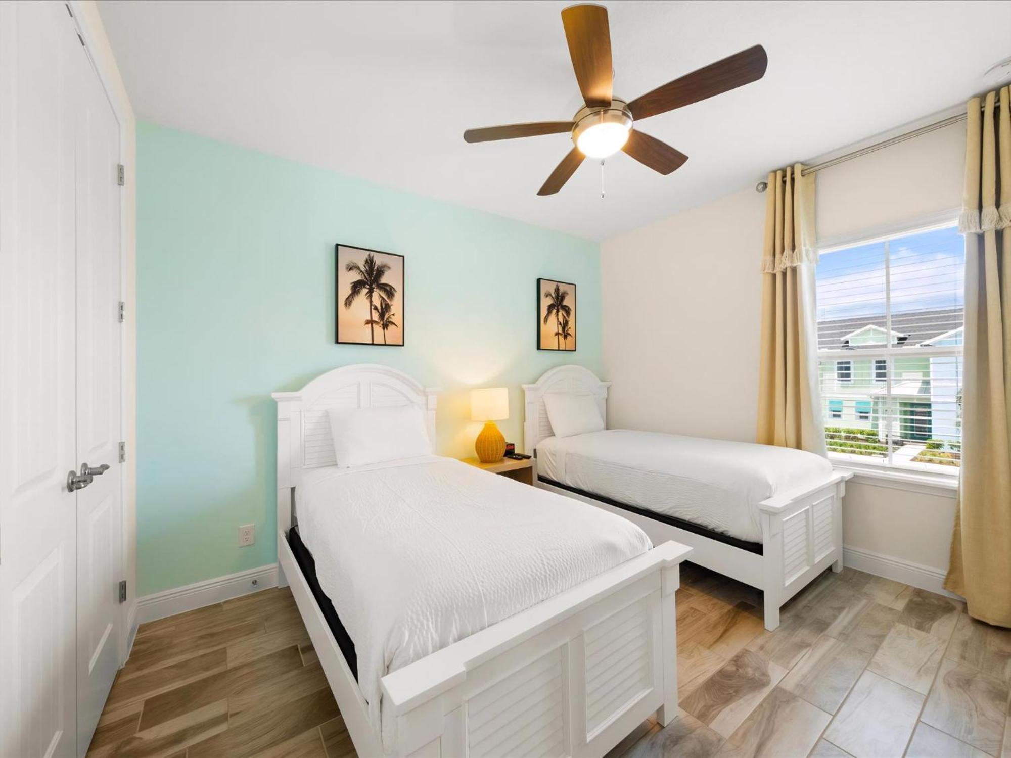 Breezy Blue Near With Margaritaville Access - 2902cl
