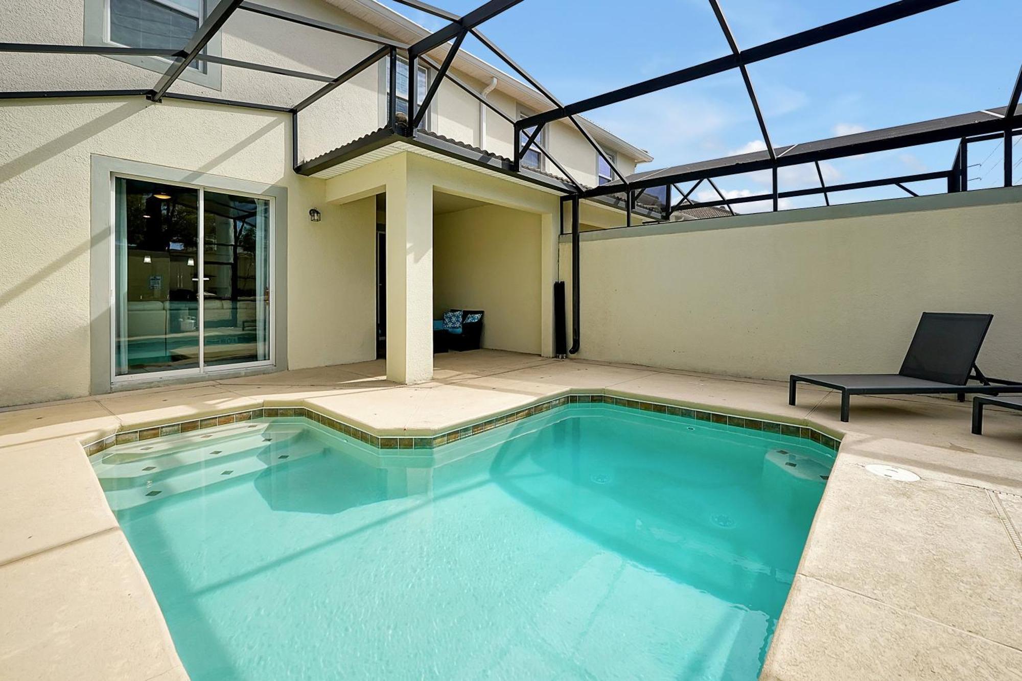 Storey Home: Pool, Gym, Lazy River & Near Kissimmee