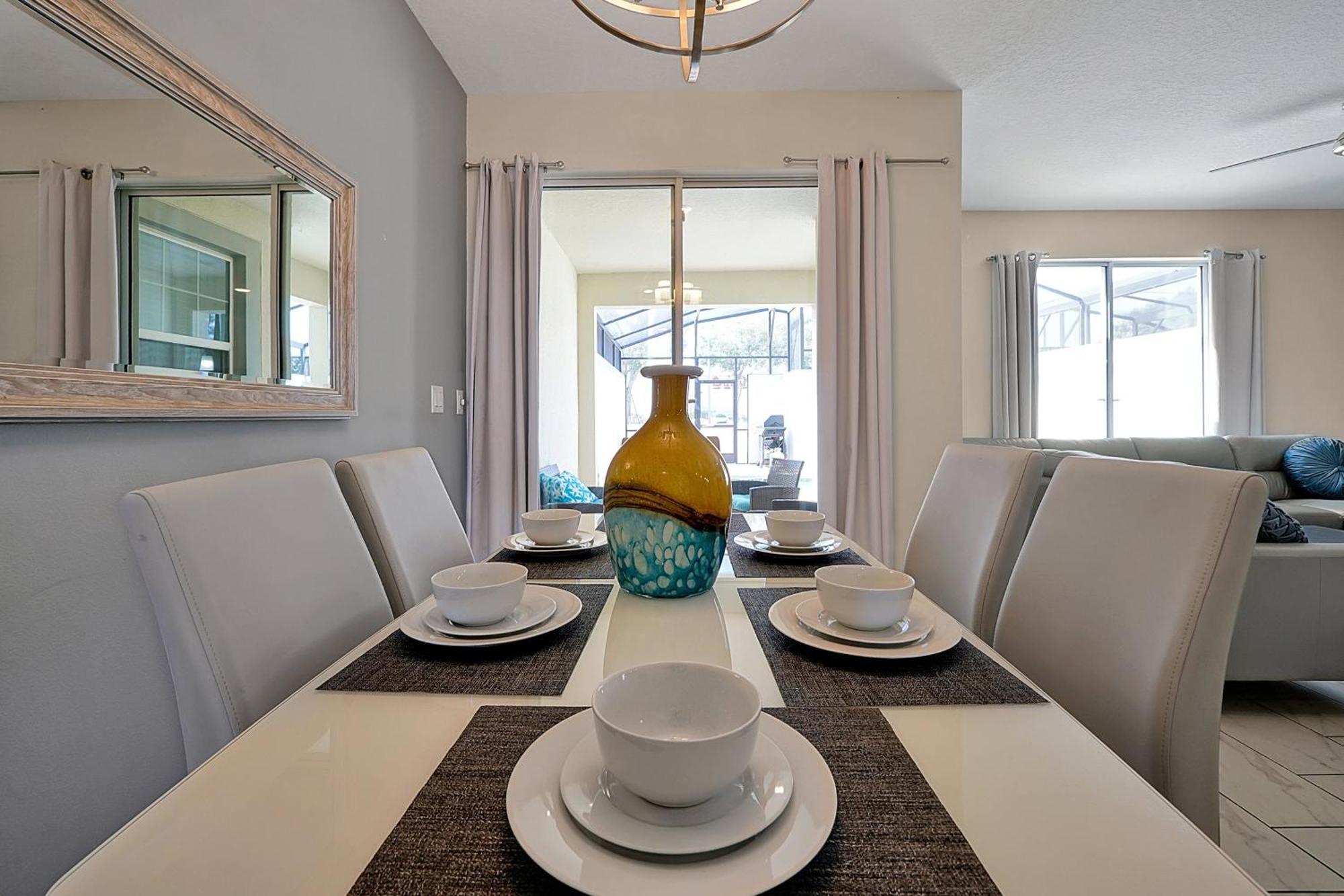 Storey Home: Pool, Gym, Lazy River & Near Kissimmee