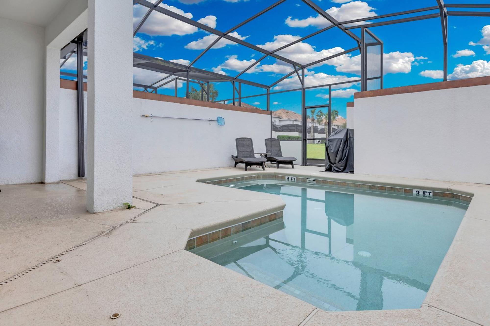 Holiday home Charming Vacation Townhome W Private Pool Cg1576 *