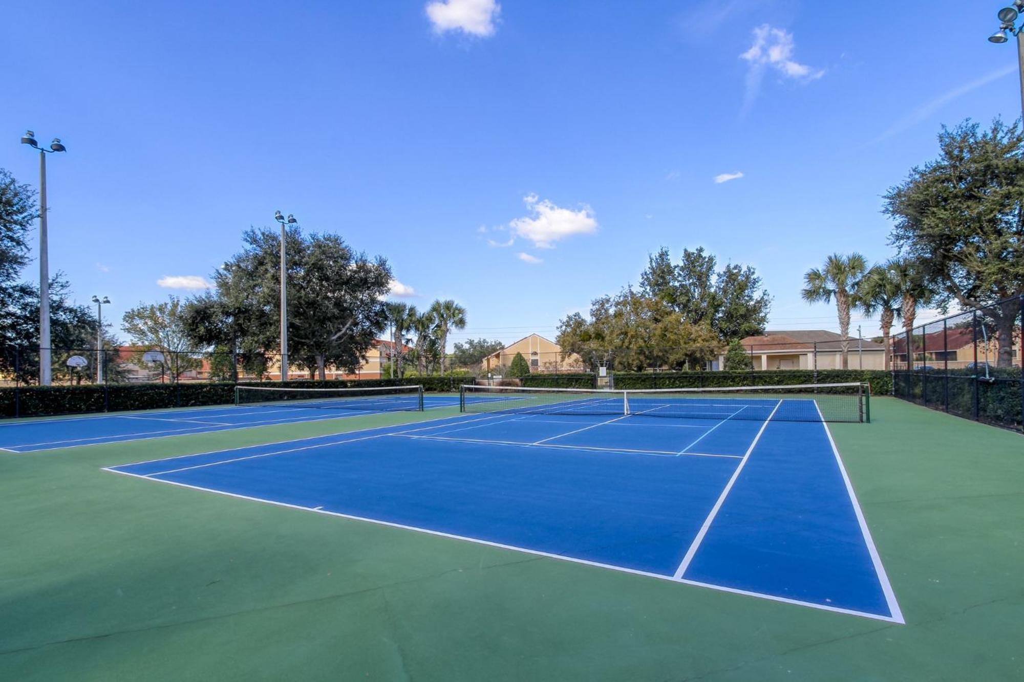Personally Designed W/ Pool, Game Near Holiday home