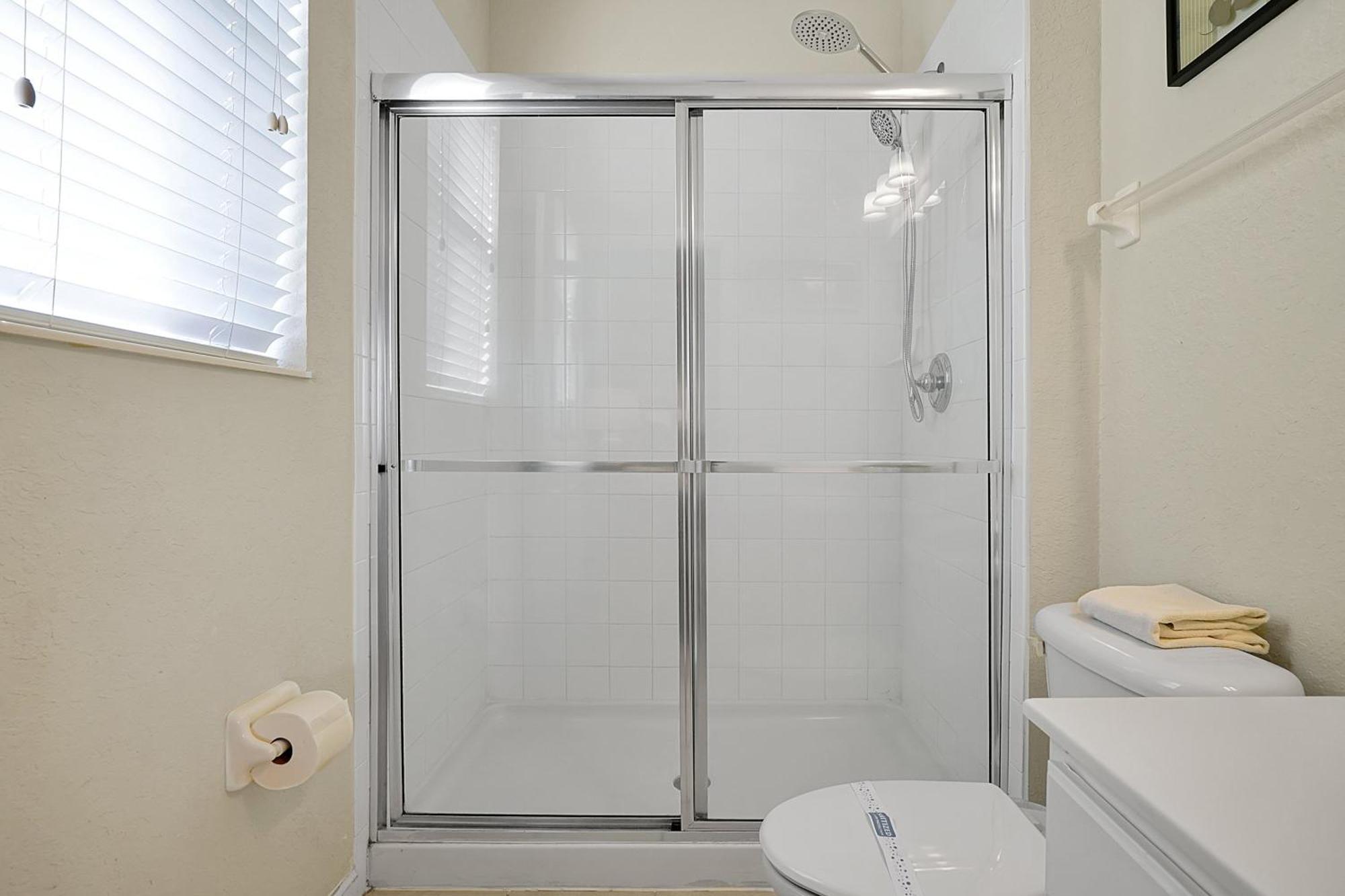 Personally Designed W/ Pool, Game Near Holiday home Orlando