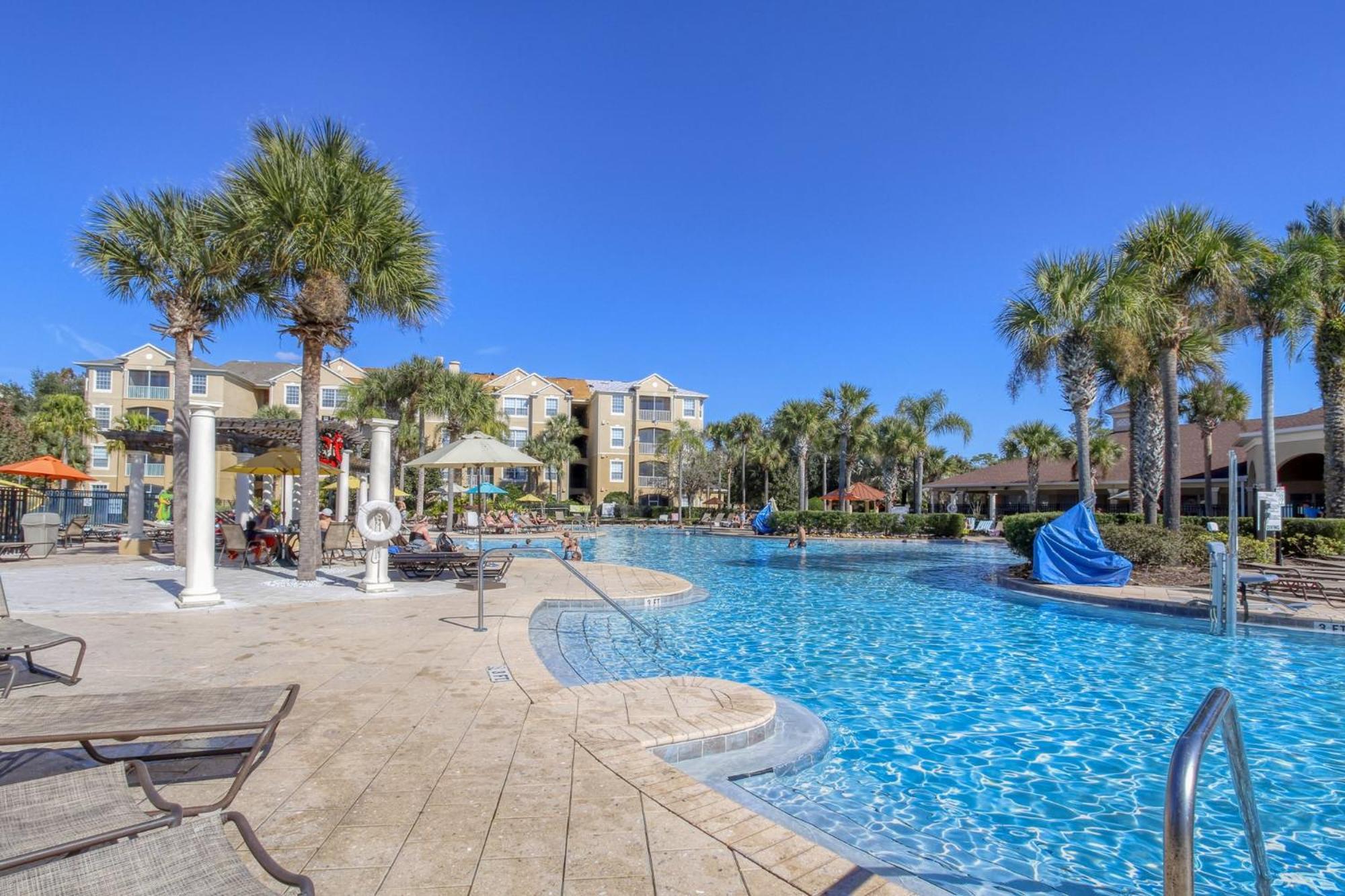 Personally Designed W/ Pool, Game Near Holiday home Orlando