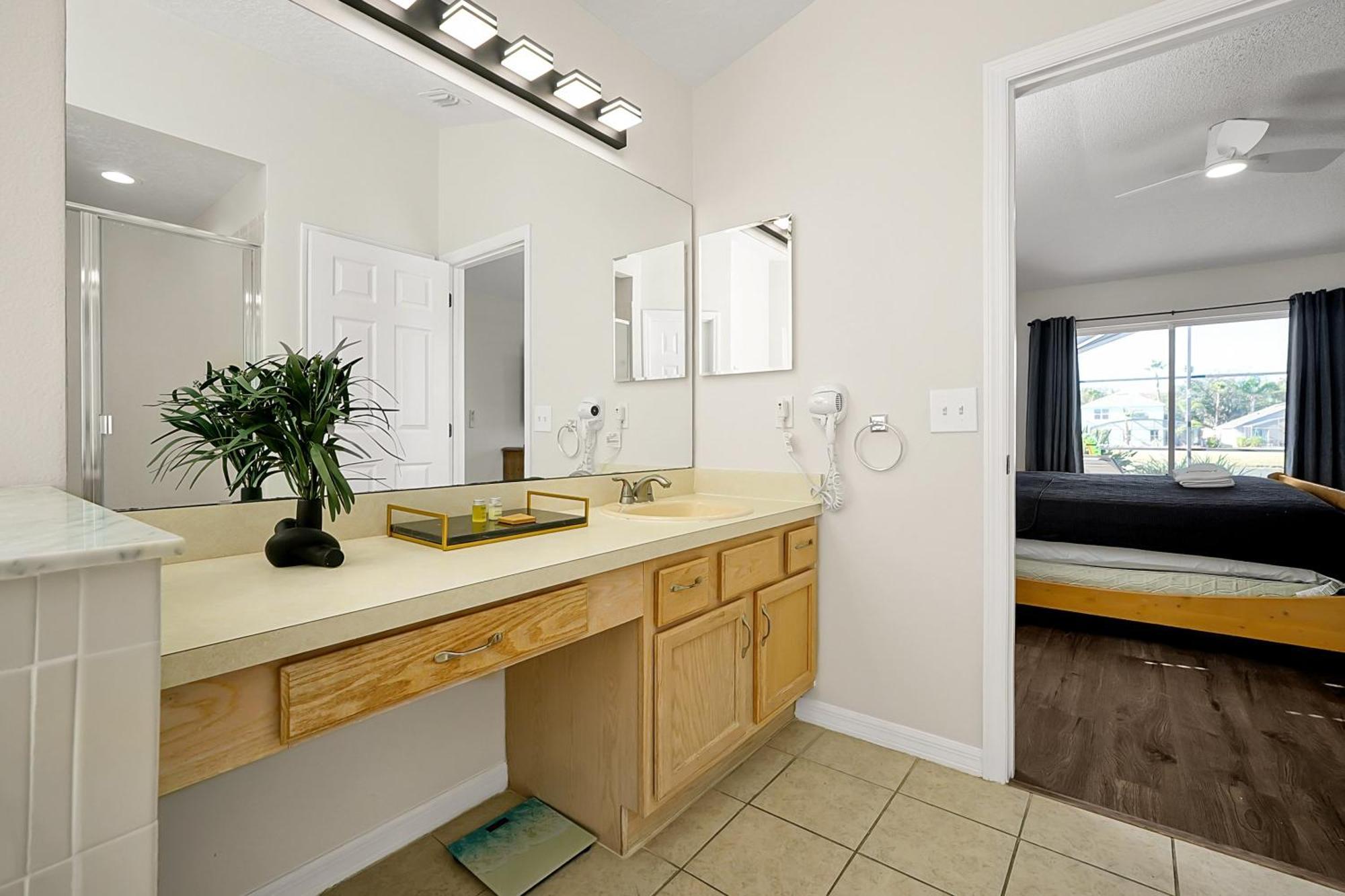 Berkley Home: Pool, Lakefront & Near