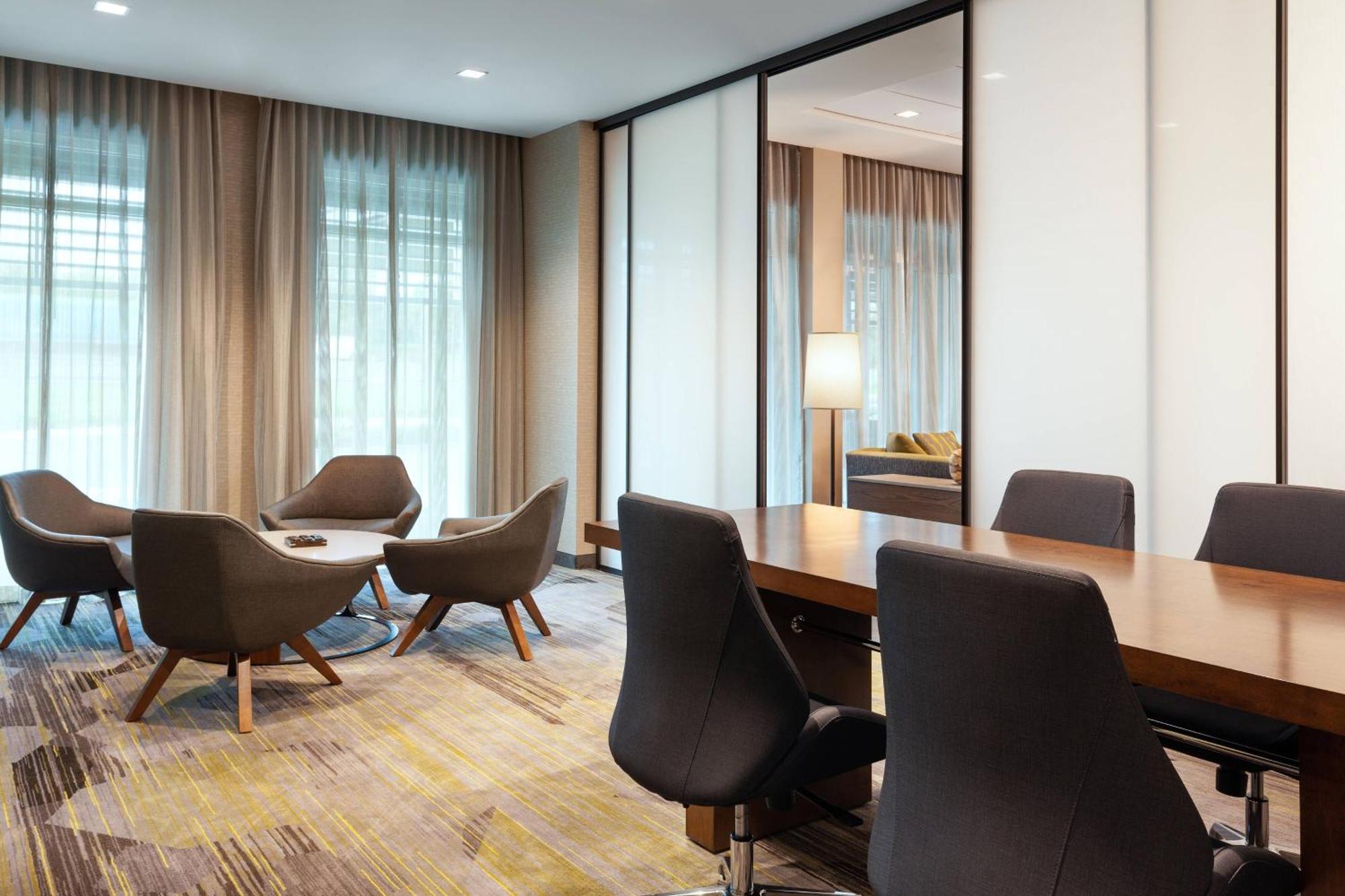 Courtyard By Marriott Hotel Winter Haven