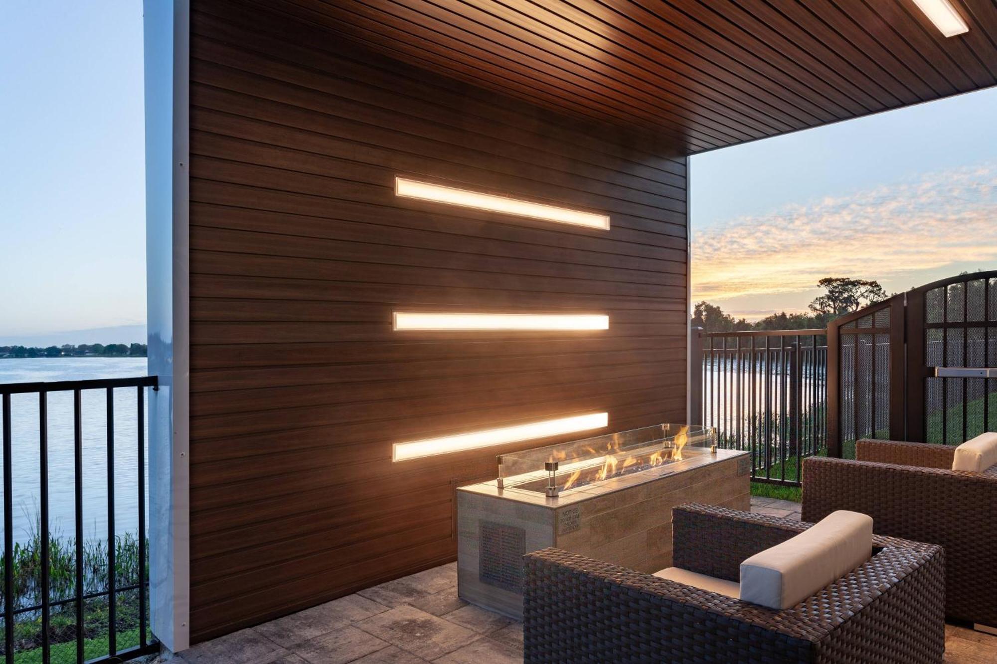 Courtyard By Marriott Winter Haven