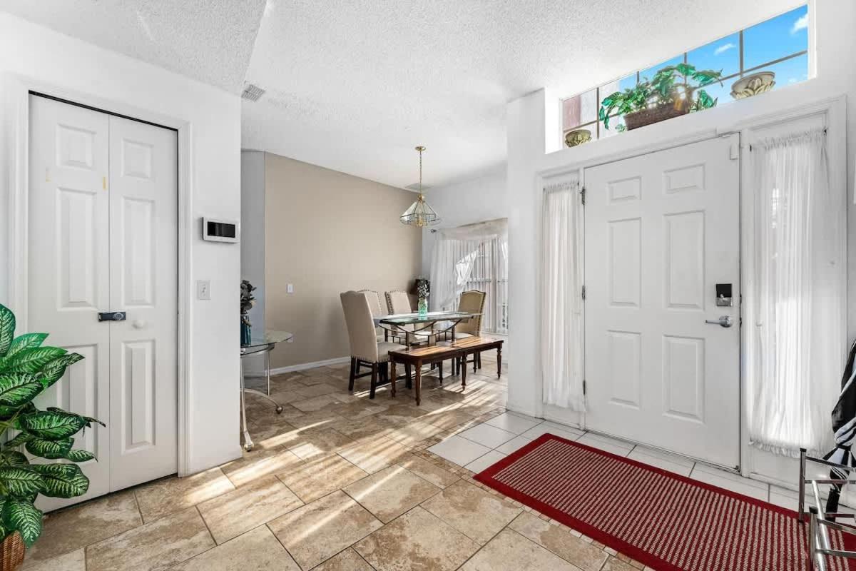 7br Family - Near Disney - Pool - Hot Tub - Game Holiday home
