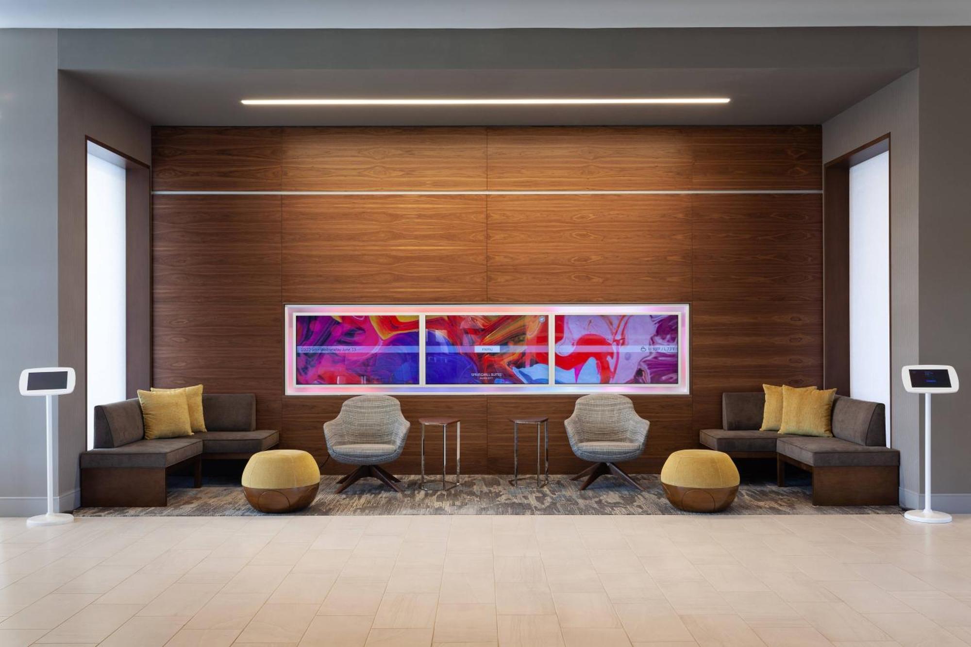 Springhill By Marriott At Millenia Hotel