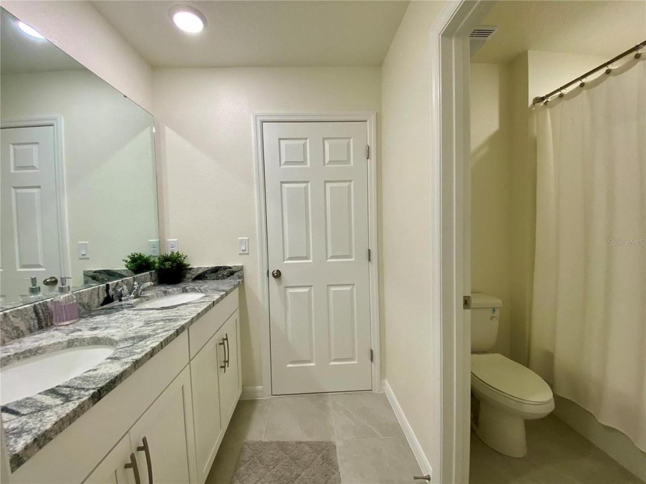 Exquisite Luxury With Pool Retreat - Solara - 8949 Holiday home *