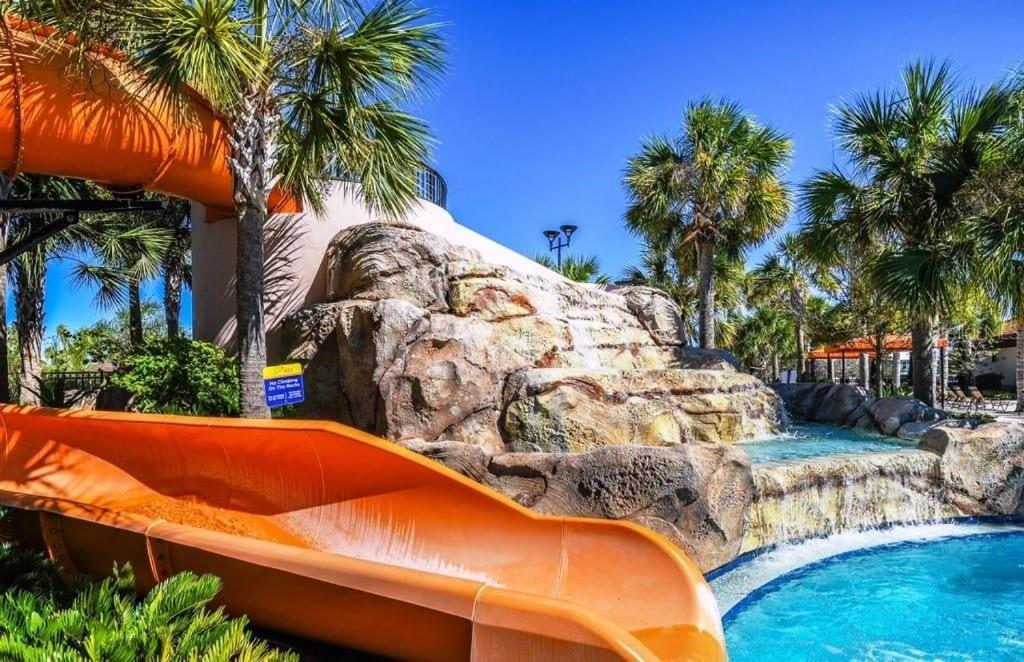 6br Oasis Private Pool & - Solterra Retreat Holiday home *