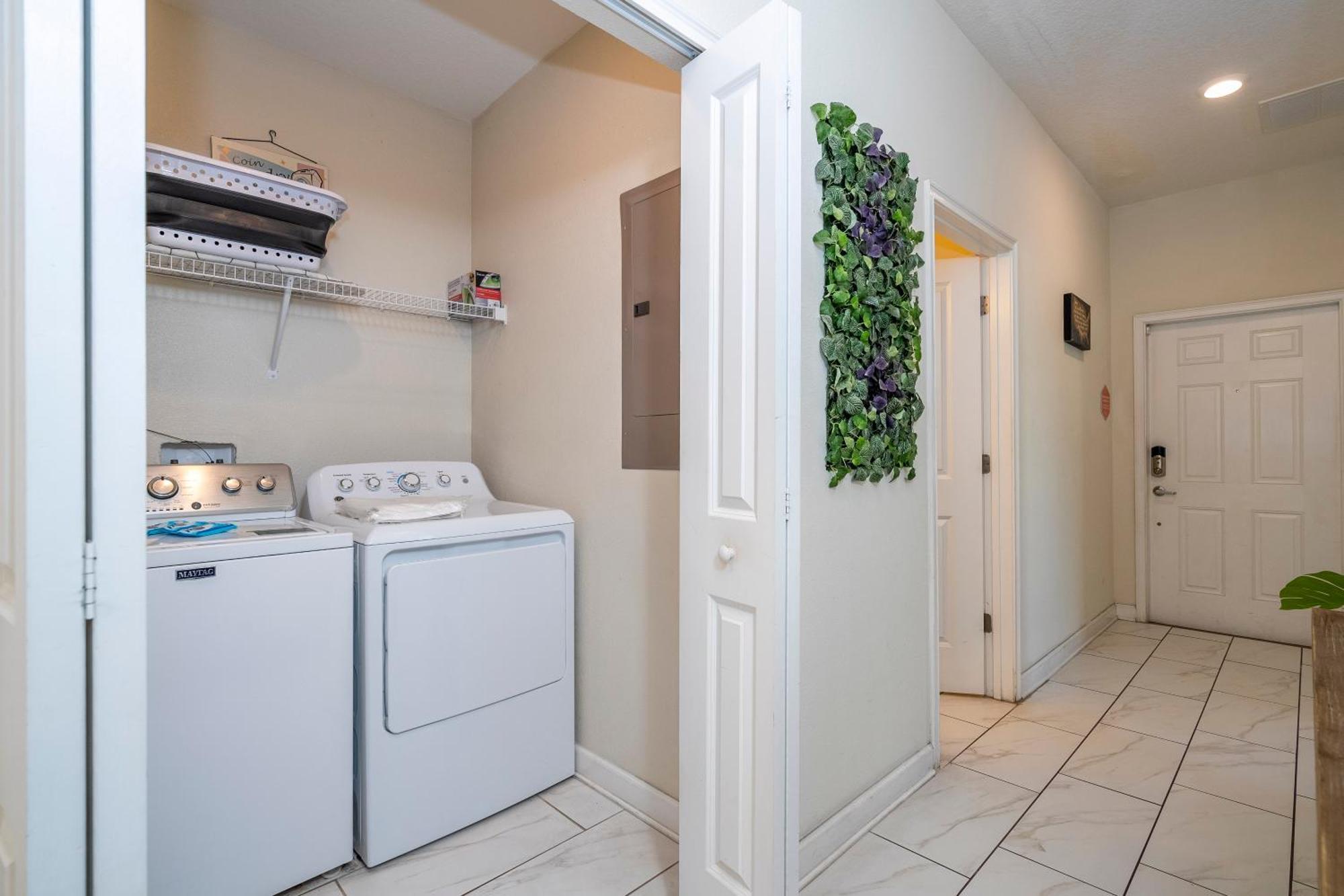 Opulent 5 Bedroom Private Pool - 12 Guests - 3085 Ts Holiday home Kissimmee