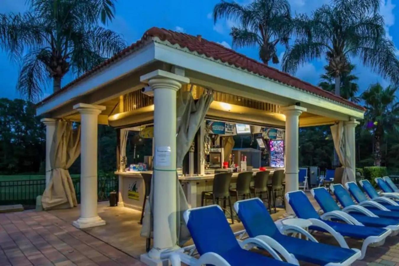 Holiday home Tropical 7br Heated Pool Pet Friendly *
