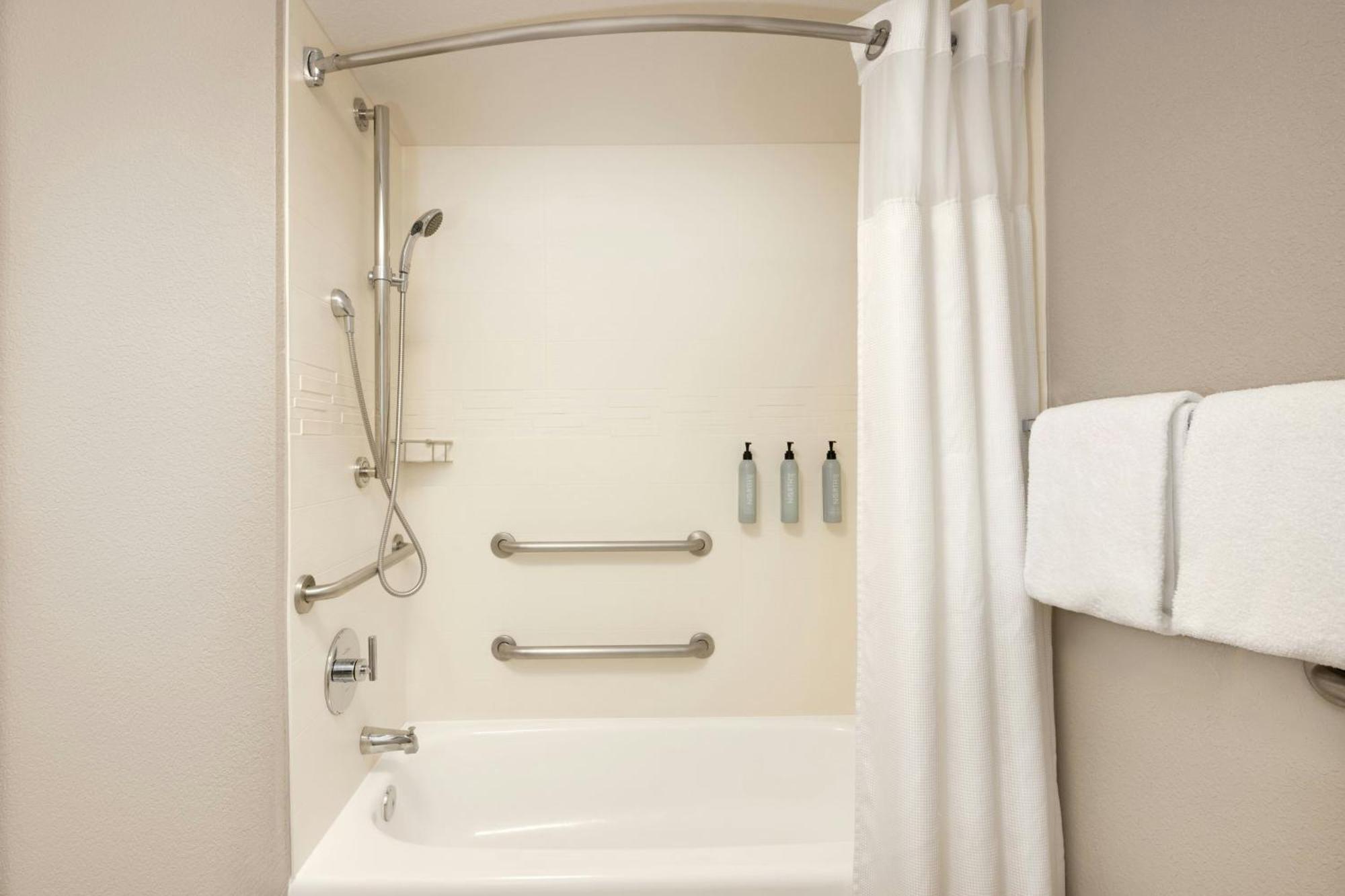 Hotel By Marriott Orlando East/ucf Area 3*