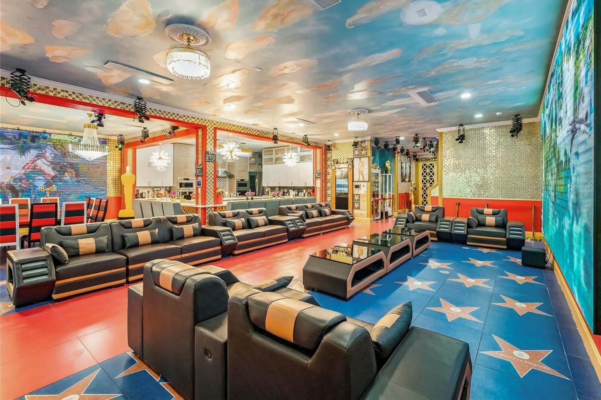 Hollywood Themed Mansion W Luxury Pool For 62 Davenport