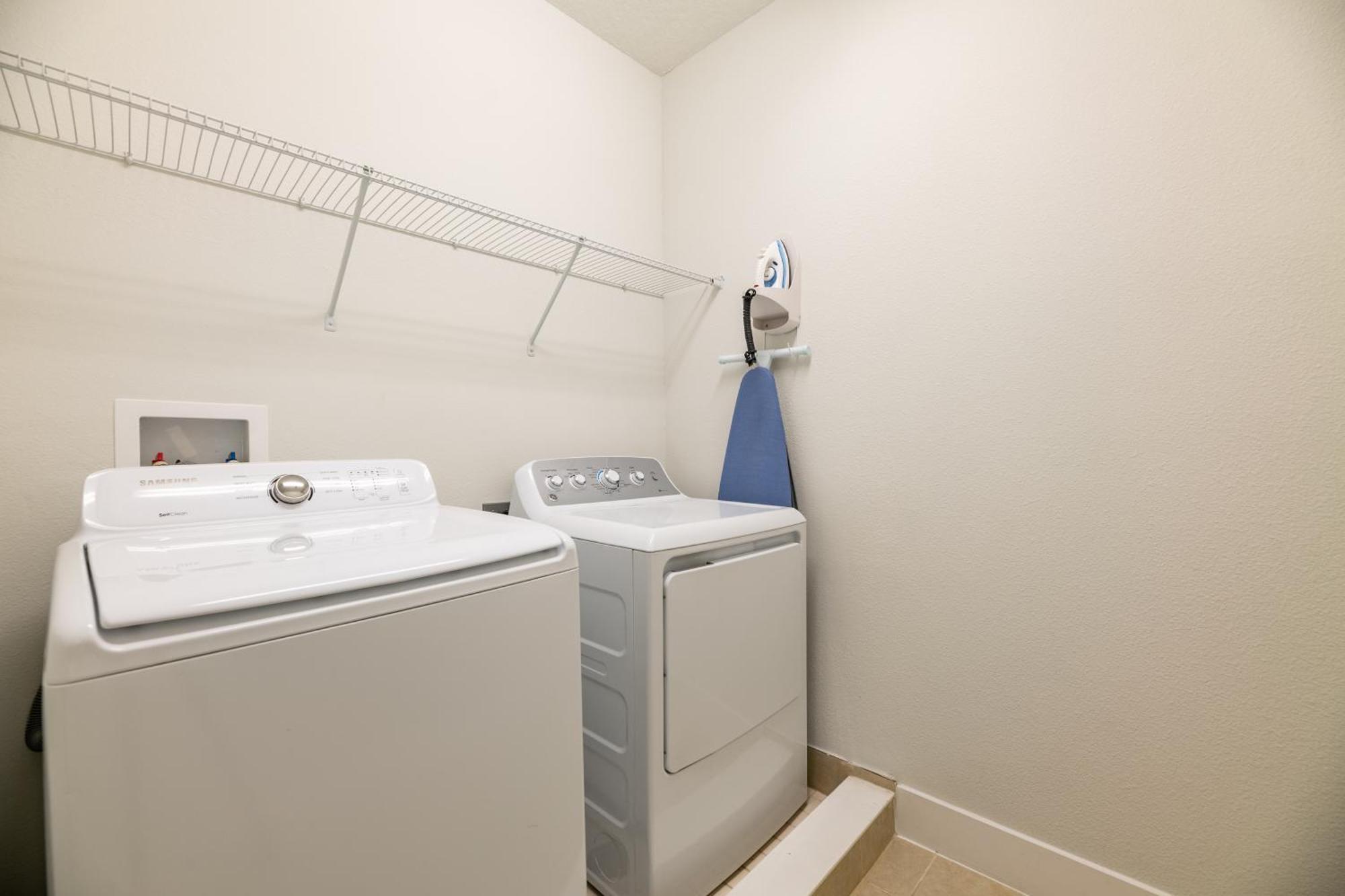 Alluring By Rentyl With Private Pool Near - 310p Holiday home Orlando