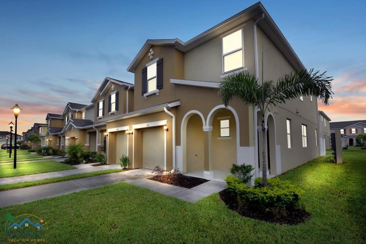 Holiday home Four Bedrooms Townhome 5126k