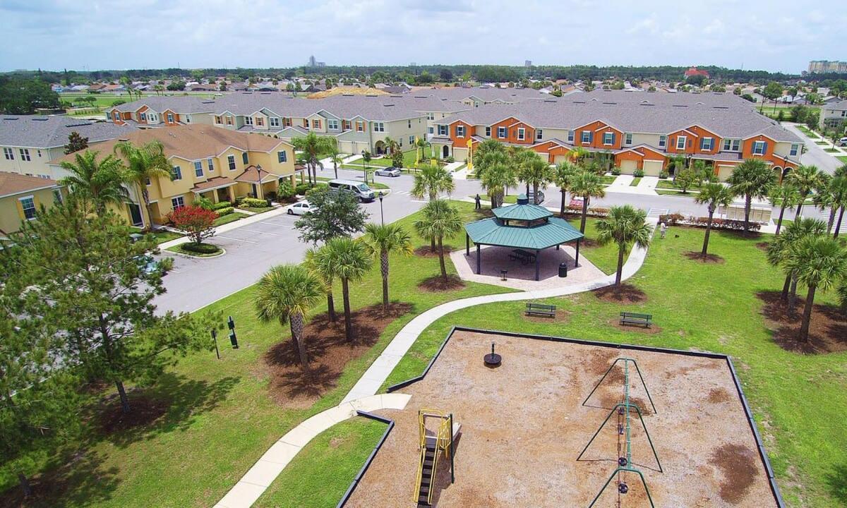 Four Bedrooms Townhome 5108k Kissimmee