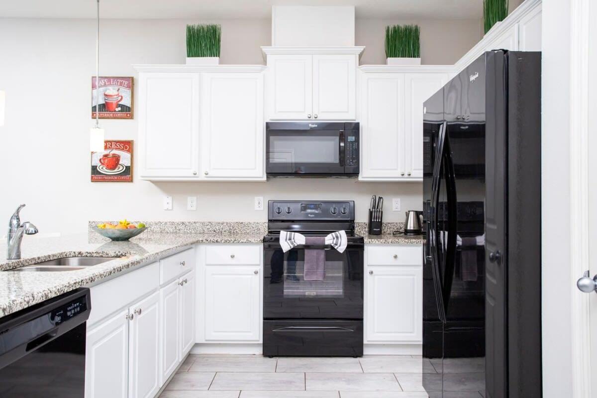 Four Bedrooms Townhome 5108k Holiday home