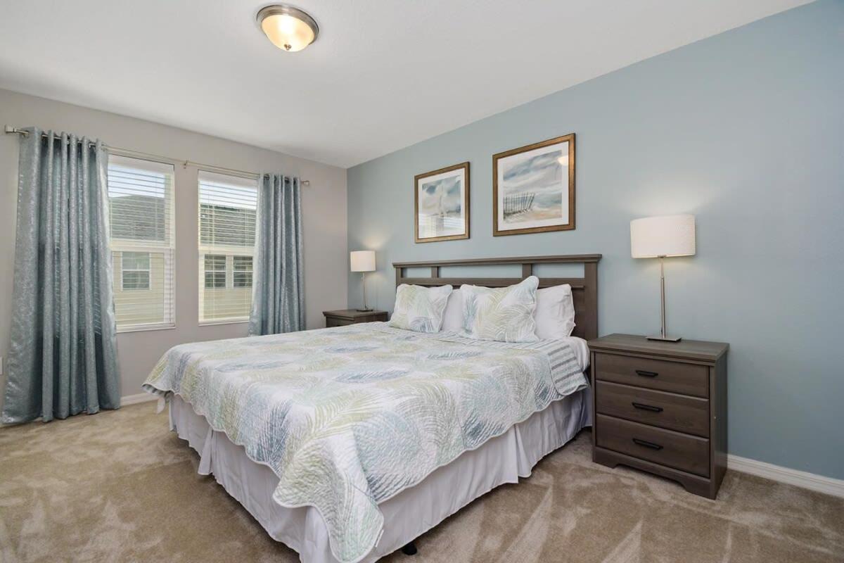 Four Bedrooms Townhome 5128 Holiday home